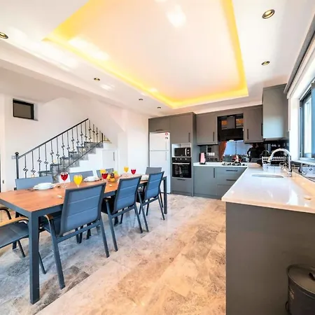 Gorgeous With Private Pool And Sauna In Kas Villa Kalkan