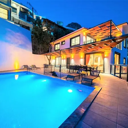 Gorgeous With Private Pool And Sauna In Kas
