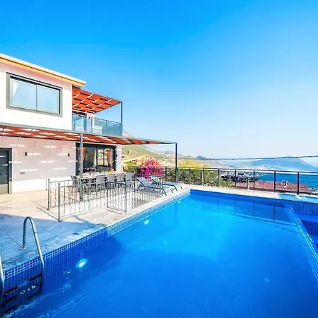 Gorgeous With Private Pool And Sauna In Kas *